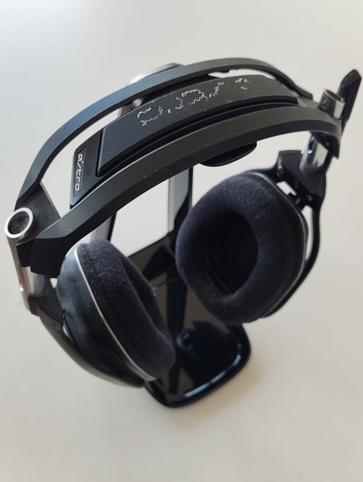 Headset Gamer Sem Fios ASTRO A50 para PC / Mac / PS4 / PS3