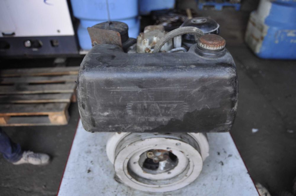 Silnik hatz e 671