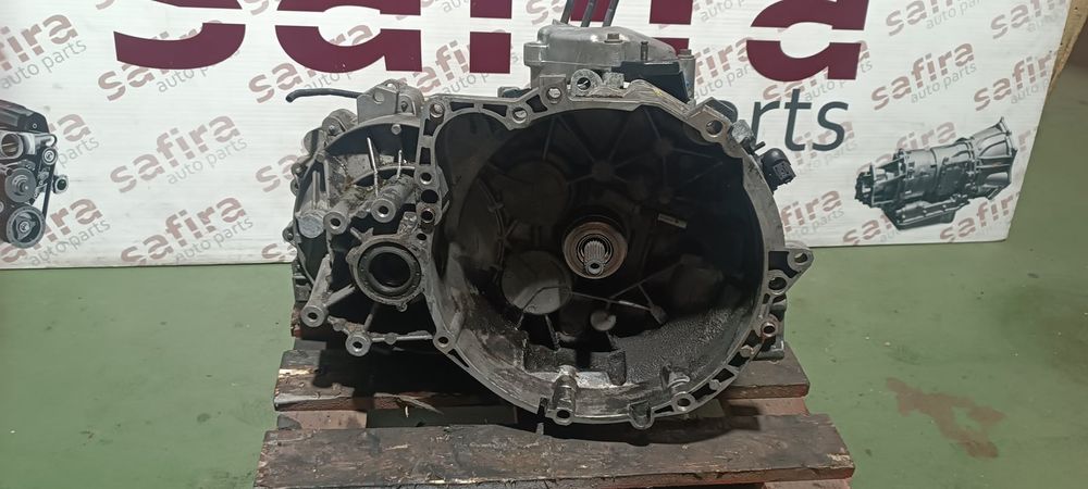 Caixa Velocidades Manual VOLVO V40 Combi 1.9 DI (85 kW / 115 cv) [07.2000 - 06.2004] D 4192 T3 - 1023625 1.9 DI (85 kW / 115 cv) [07.2000 - 06.2004]