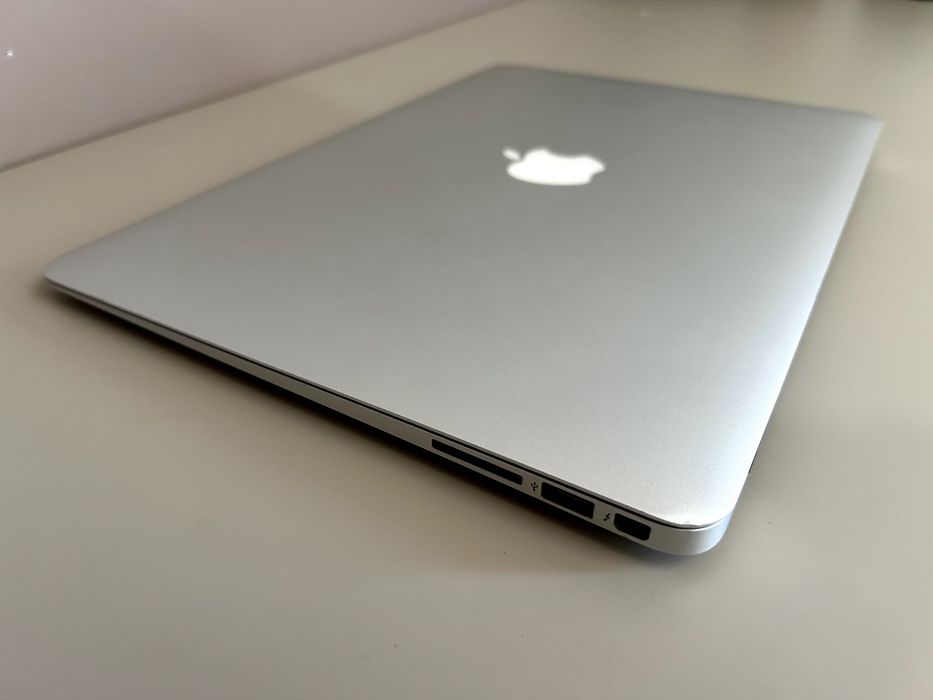 MacBook Air 13'' - 2015