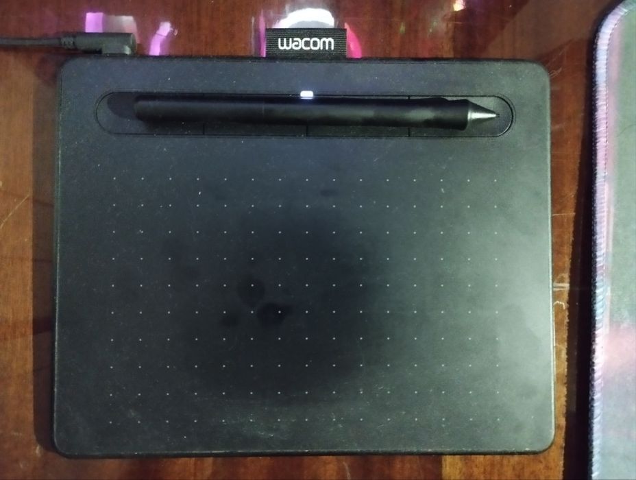 Графічний планшет One by Wacom Small (CTL-4100) оригінал + перо