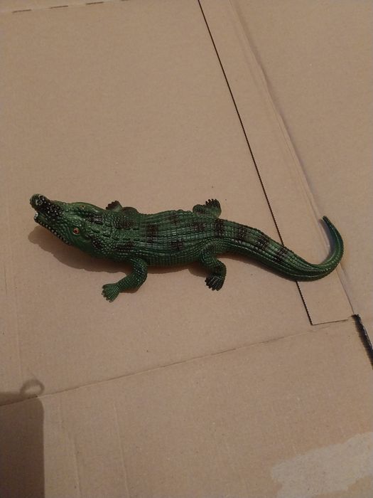 Gumowy krokodyl starą zabawka prl