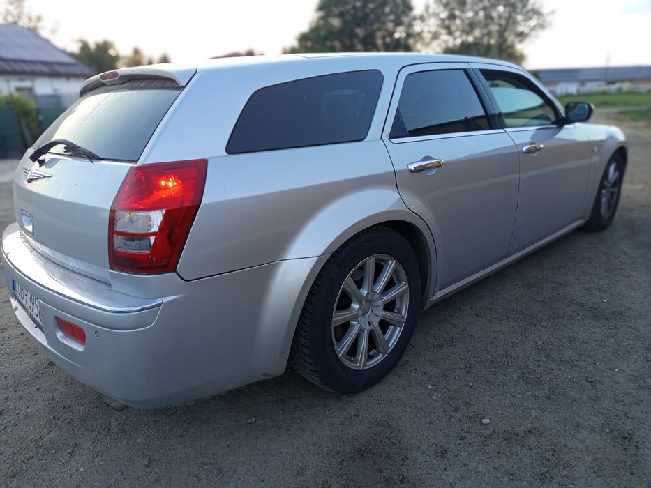 Chrysler 300C 3,5v6B+G,automat ,klima.