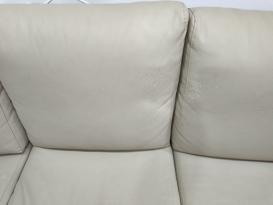 Sofá chaise longe pequeno