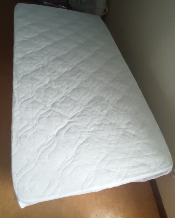 Conjunto de tapi e colchão