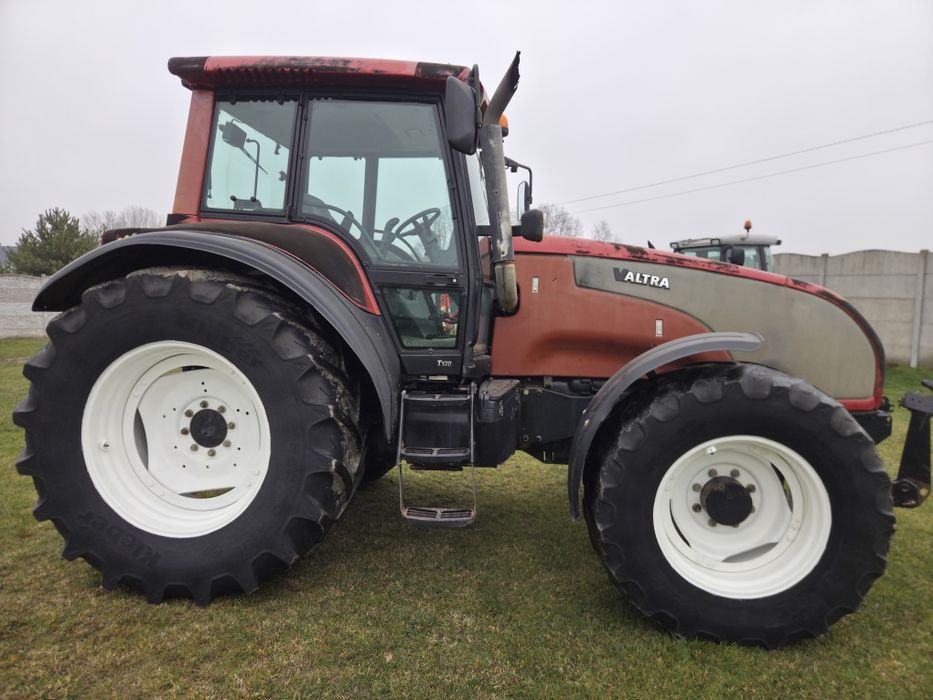 Valtra T120,2005 rok,sprężarka