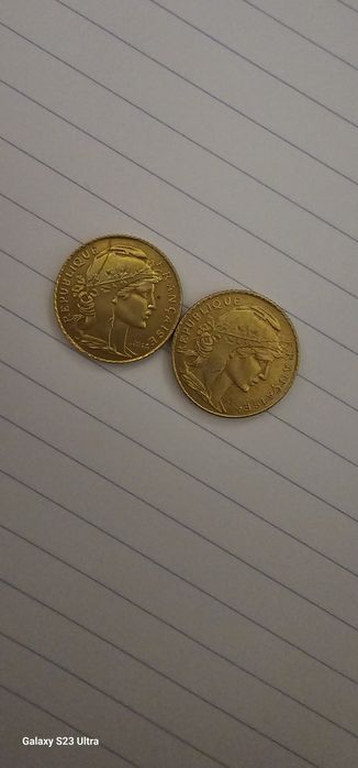 Duas moedas francos França