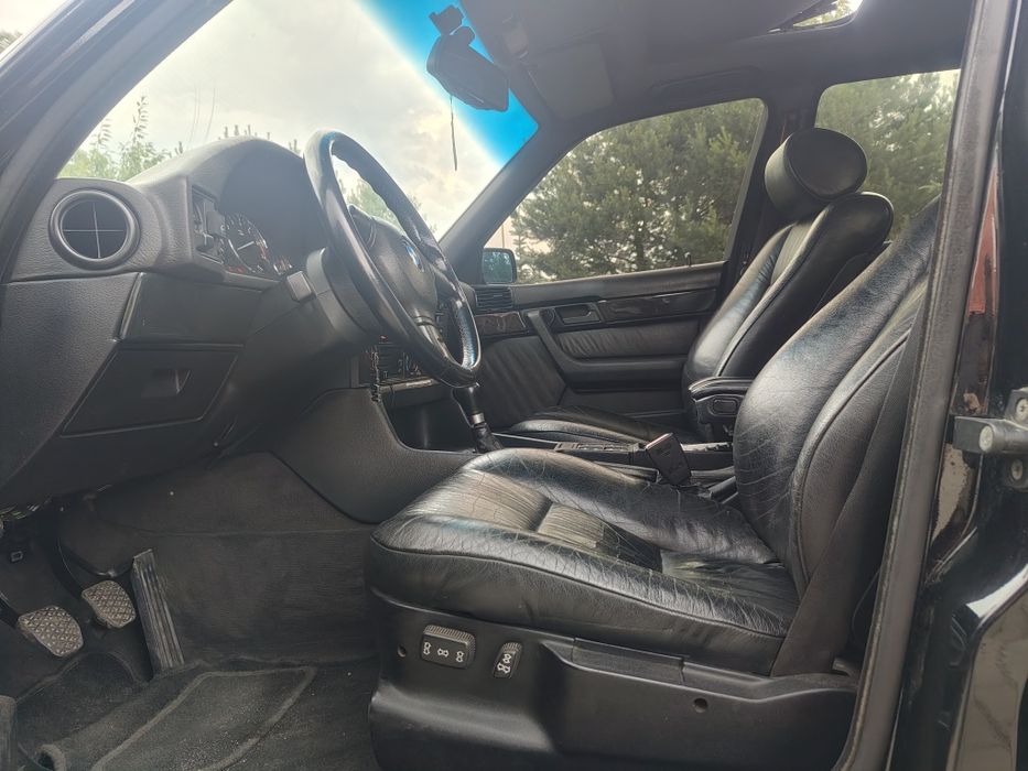 BMW E34  m50b25tu