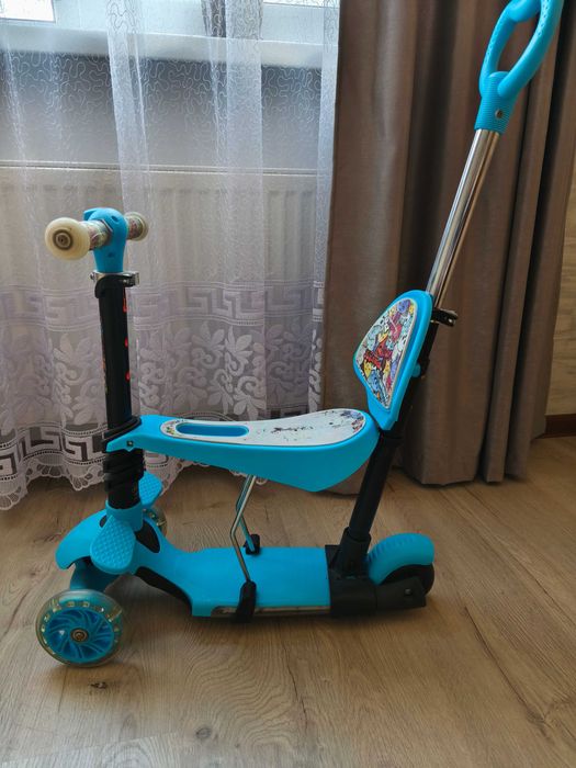 Дитячий самокат