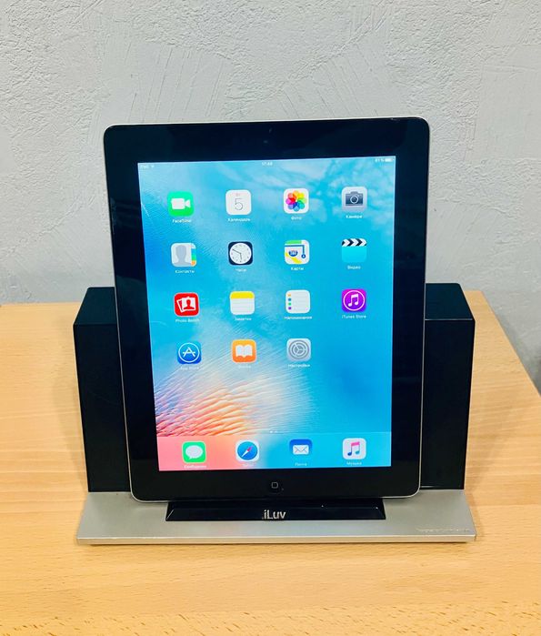 iPad 1416 16gb  cо cтереодинамик Док-станция iLuv iMM288