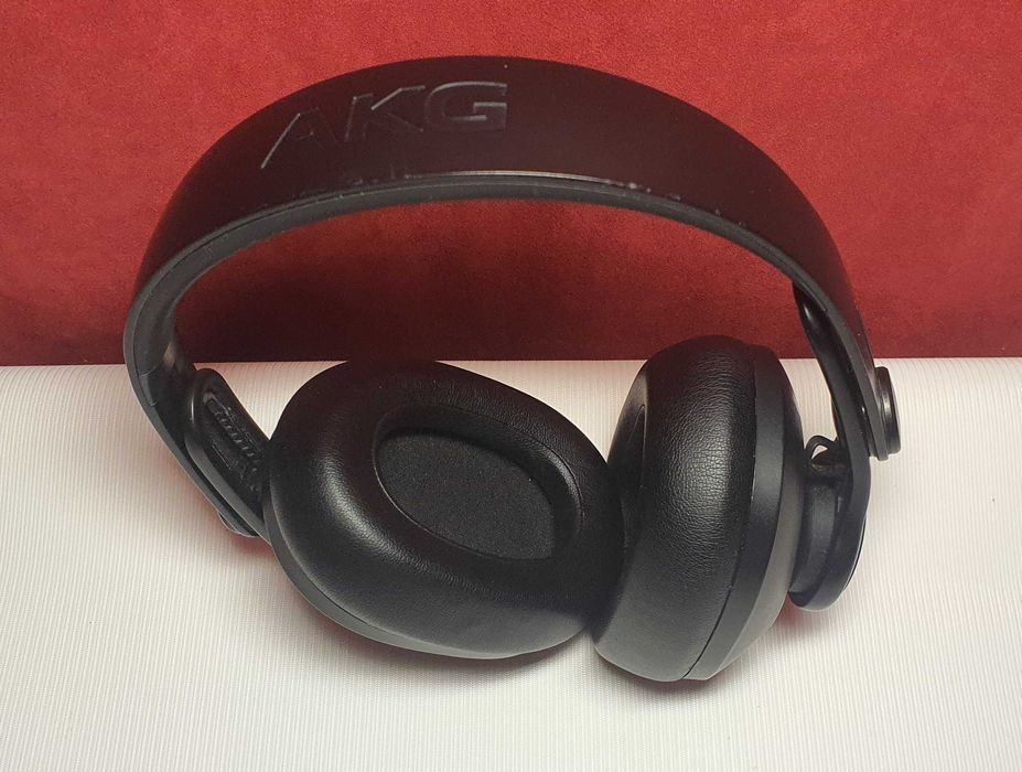 AKG K361-BT студійні блютуз монітори