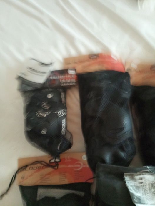 Proteções de bicicleta , patins e skates