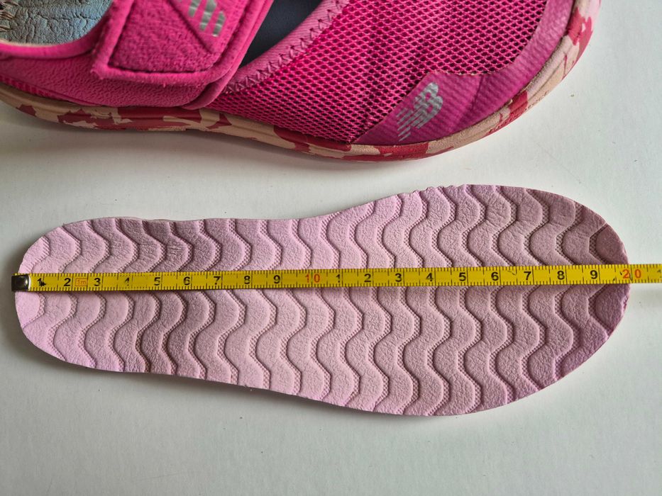 Buty Sandały New Balance rozmiar 32