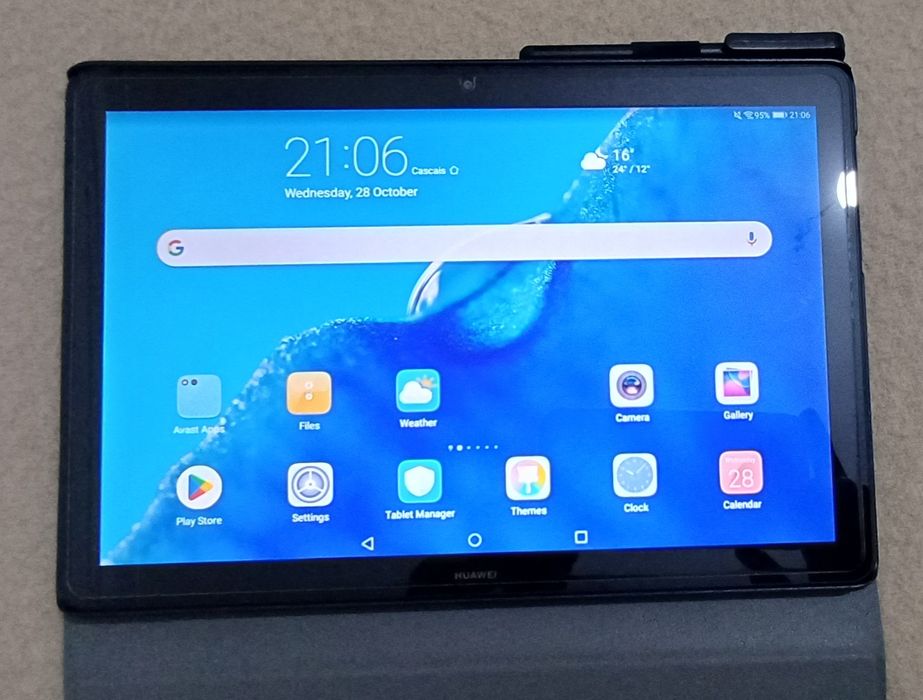 Huawei MediaPad T5 Tablet with NEW Case