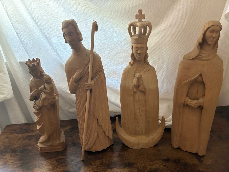 Cztery rzeźby ludowe religijne (Matka Boska Skępska i inne) REZERWACJA