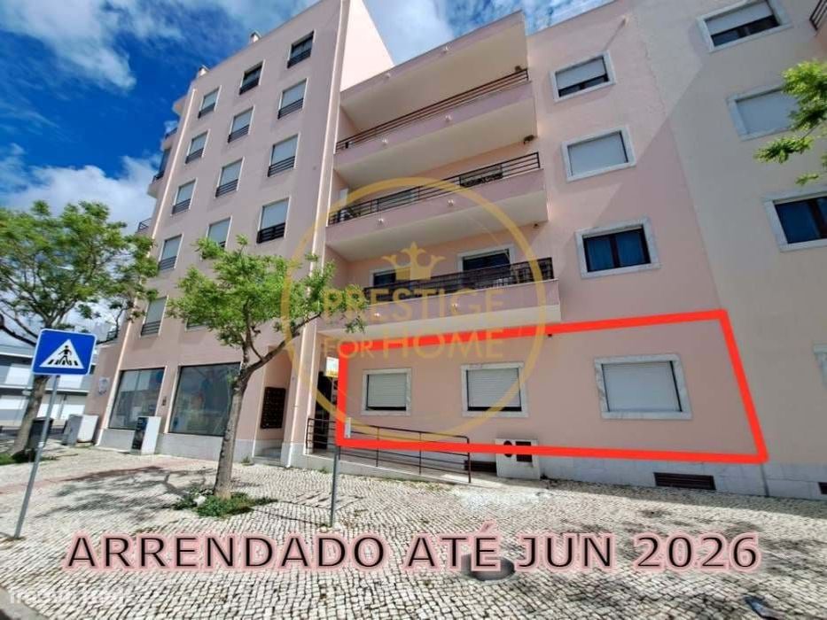 Apartamento T2 com Varanda – Vale de Rãs — São Clemente, Faro