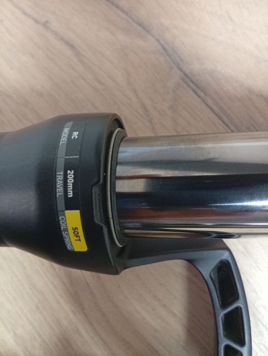 Suspensão Rockshox DH 27.5