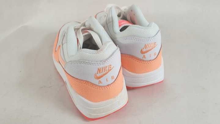 Buty sportowe Nike Airm Max 1 Essential r. 38