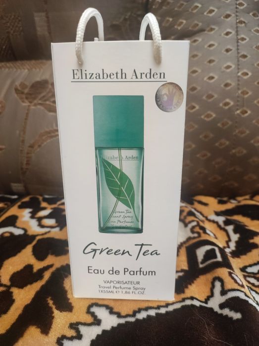 Туалетная вода Elizabeth Arden Green Tea.