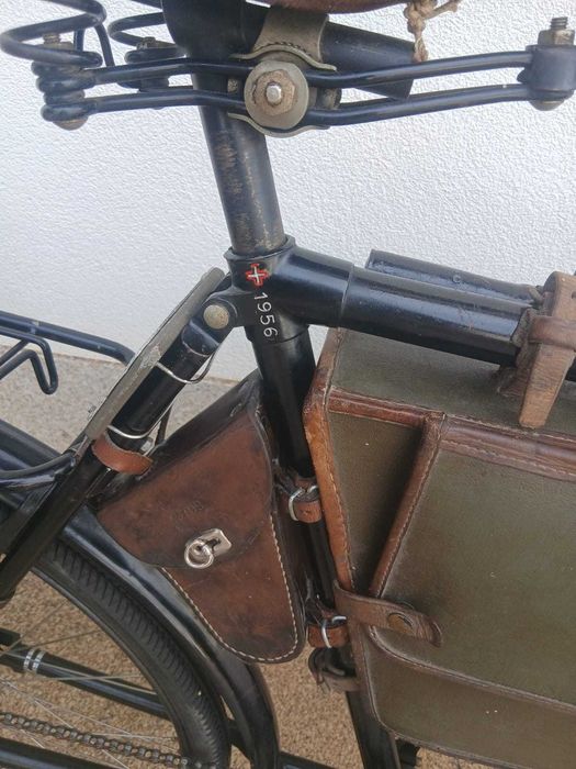 Bicicleta suica militar