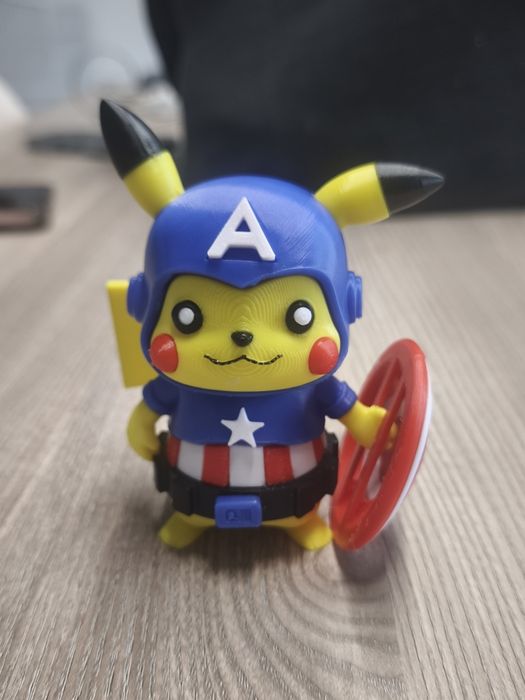 Boneco Pikachu 9cm