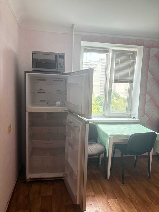 Продаж 2х кімнатної квартири з великою кухнею / молодіжний