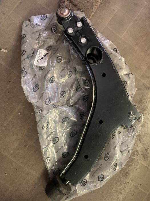 Рычаг Ланос "Aplus" левый в сборе