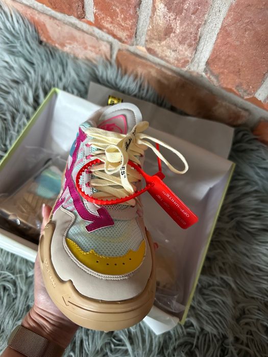 Buty sneakersy off white nowe wkładka 27 cm karton prezent