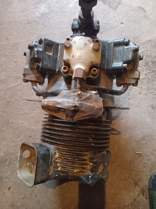 Продам компресор 3 ціліндри 380 w