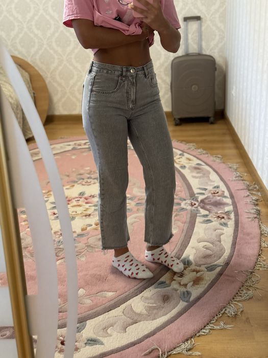Джинси Stradivarius