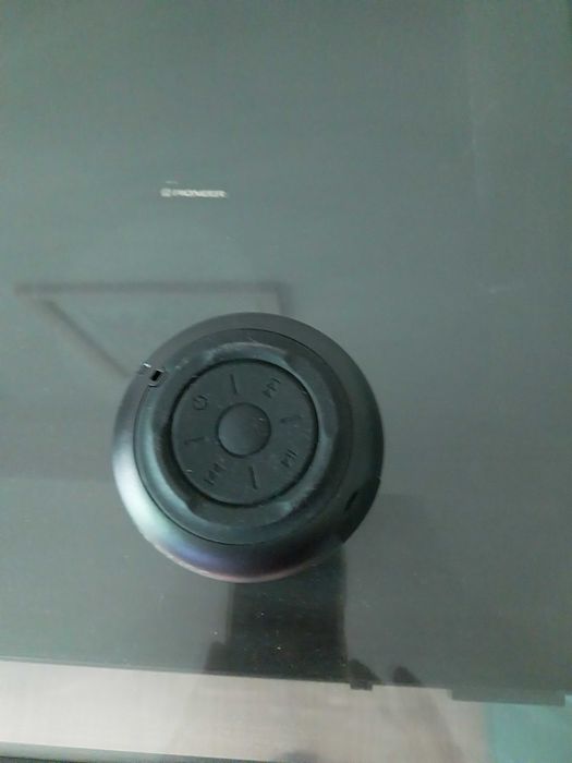 Coluna com ligação bluetooth e iluminação a led