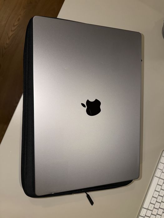 MacBook Pro 16” 2021 — M1 Pro (Excelente funcionamento)