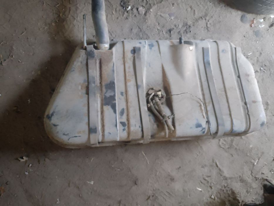 Продам бензобак на ваз 2108-09-99-10