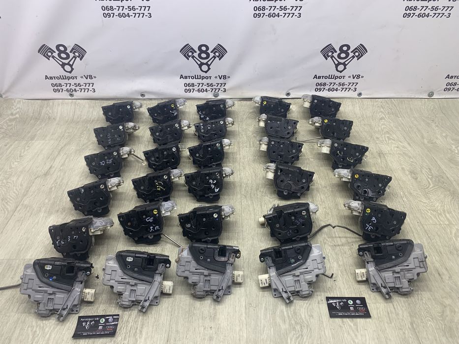 Замок дверей Audi A6C6 центральний замок А6С6