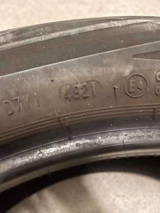 Pneu Continental EcoContact 6 - 235/50 R19 V XL