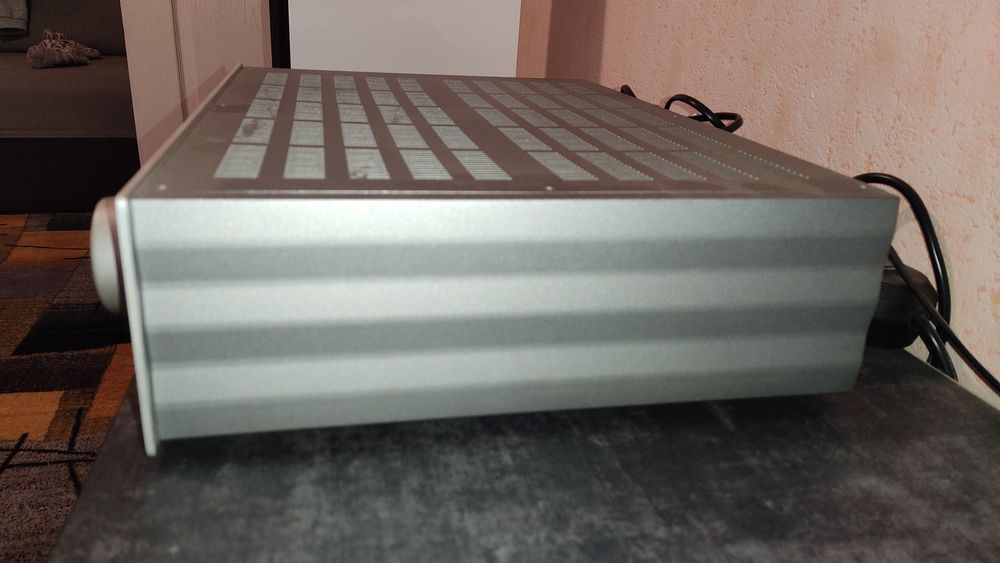 Ресивер  Cambridge audio azur540R.