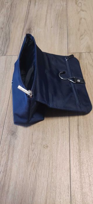 NOWA Kosmetyczka podróżna GIORGIO ARMANI oryginalna elegancka travel