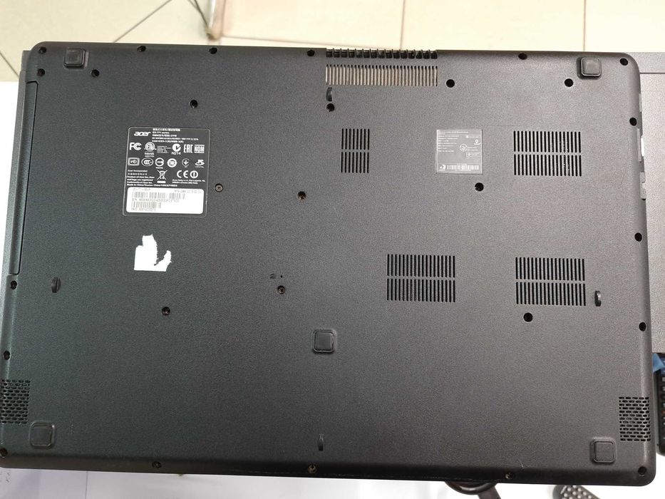 Продам б/в ноутбук Acer Aspire E5-771 17,3" Dual Core i5-5200U