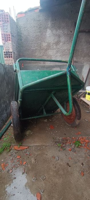 Atrelado de mão ou moto