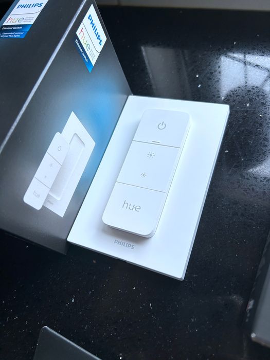 3 x Comandos Dimmer Switch Philips Hue (controlo inteligente) semi-novos