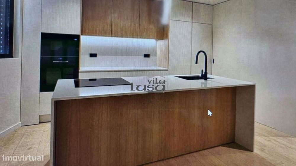 T1 com varanda de 20,65m2 em Gondomar — Gondomar (São Cosme), Valbom E Jovim, Porto