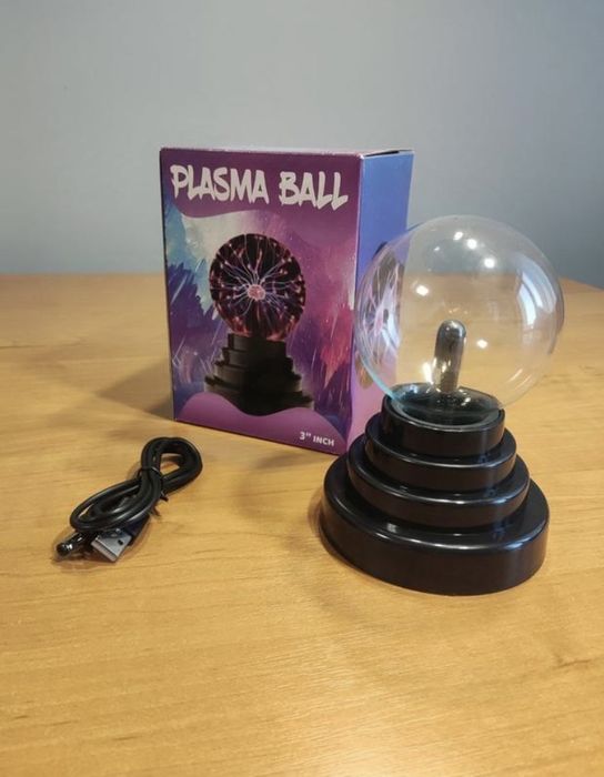 Плазмова куля з блискавками/Плазменный шар с молниями/куля Тесла