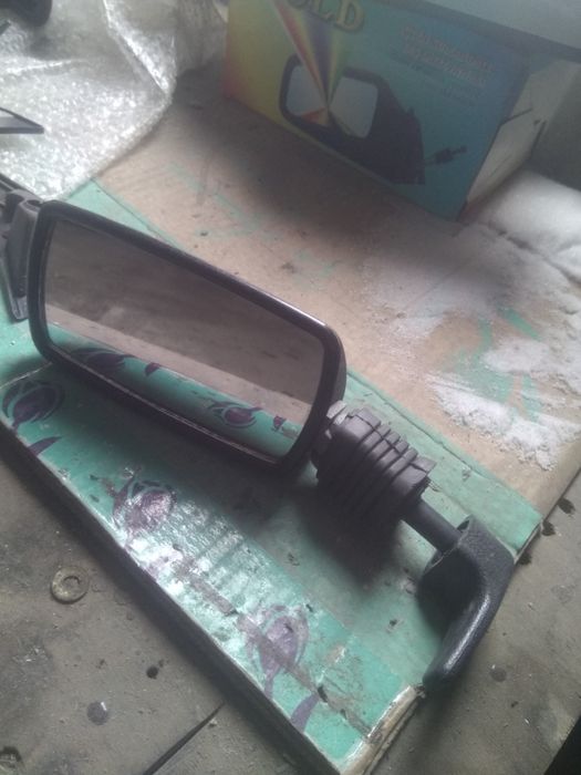 Зеркало левое оригинал