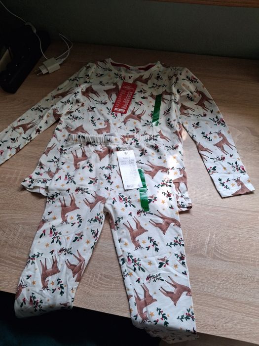 Dwie piżamy dziecięce Nowe!