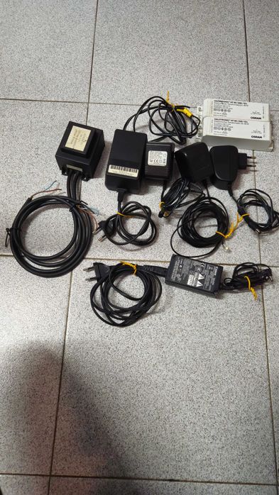 3 transformadores e 5 carregadores