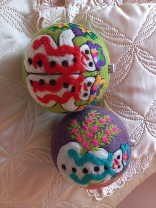 Bombki na święta Bożego Narodzenia  - 2 sztuki