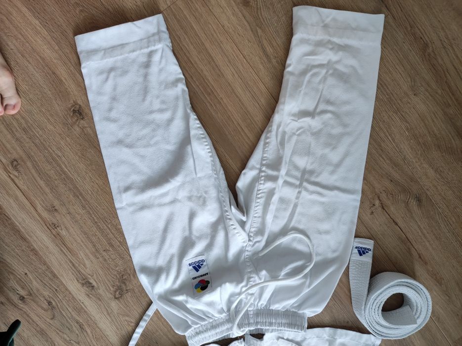 Kimono karate Adidas WKF Approved 130 140 cm góra spodnie pas
