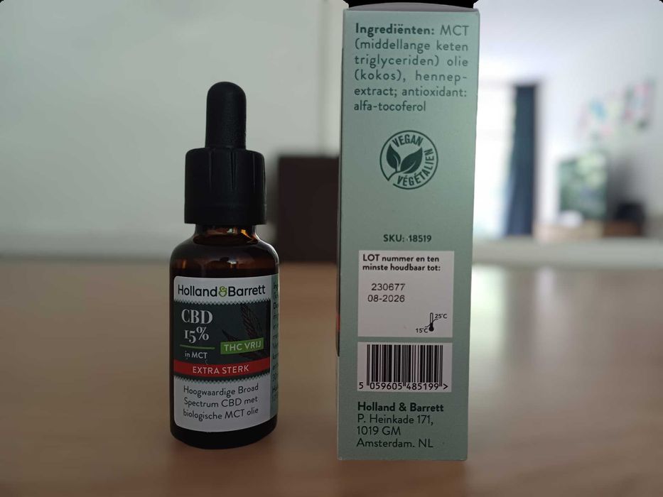 Holland & Barrett Olejek CBD 15% 30 ml Oryginalny