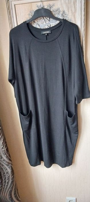 Платье  трикотажное  разные