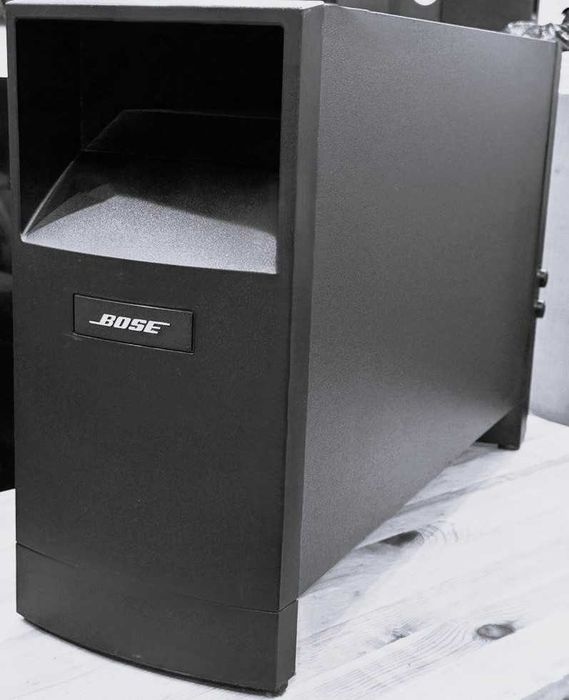 Bose® Acoustimass® 6 Series III home entertainment speaker system